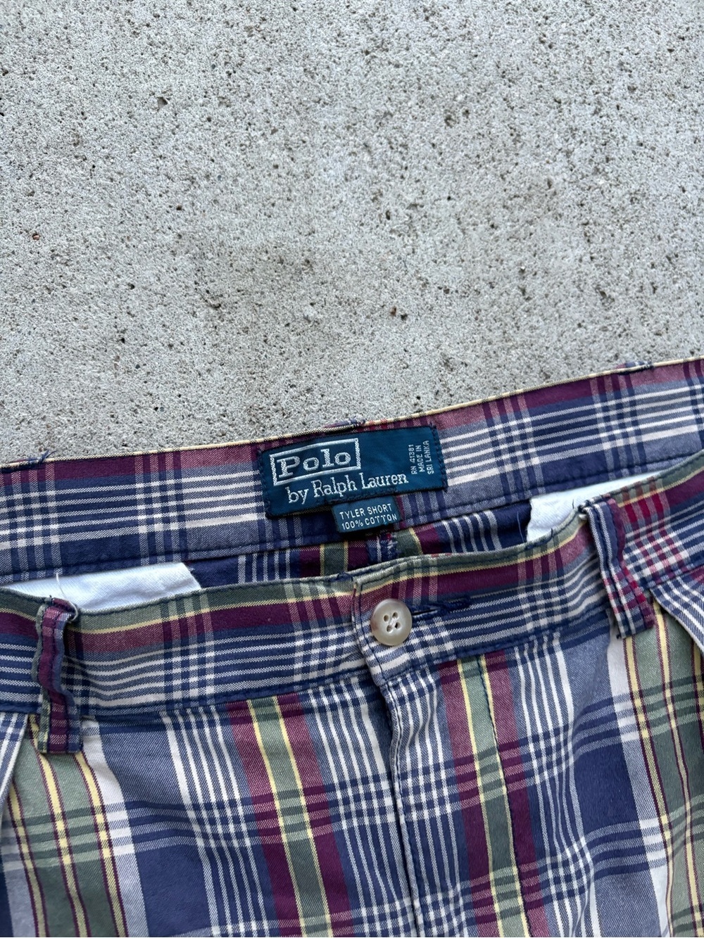 Vintage Polo Ralph Lauren Tyler Short Pleated Plaid Shorts Navy Maroon 35 x 8.5 - Picture 3 of 3